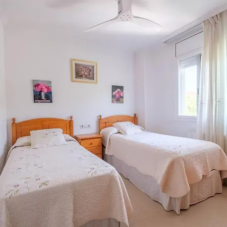 En Complejo Residencial, Con Piscina. Apartment Salou
