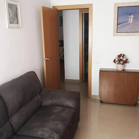 En Complejo Residencial, Con Piscina. Apartment