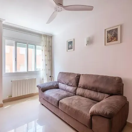 Apartment En Complejo Residencial, Con Piscina. Salou