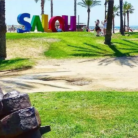 En Complejo Residencial, Con Piscina. Salou