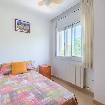 En Complejo Residencial, Con Piscina. * Salou
