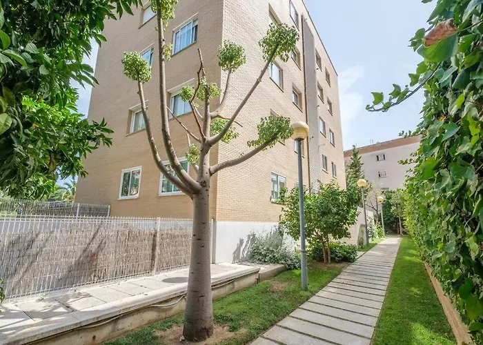 Apartman En Complejo Residencial, Con Piscina.