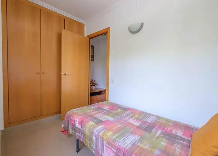 Apartman En Complejo Residencial, Con Piscina. *