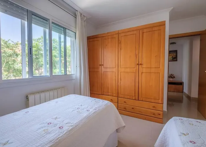 Apartman En Complejo Residencial, Con Piscina. *